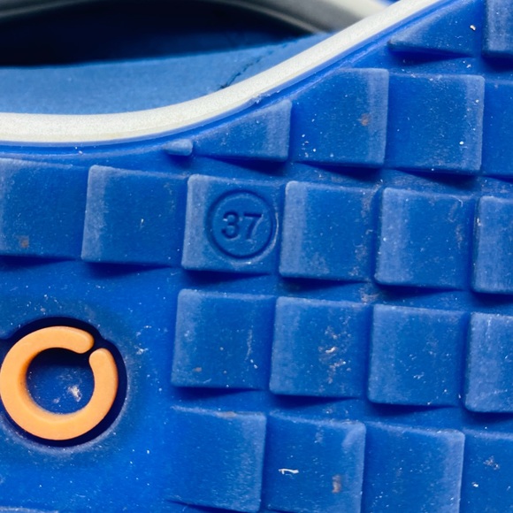 Genuine Leather Blue Quality ECCO Shoes. Size 37 - Picture 5 of 6